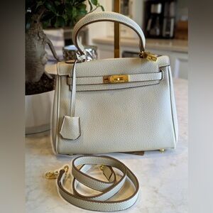 Elegant Cream Handbag